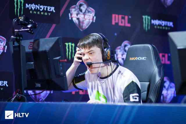 以俄罗斯为 以俄罗斯为