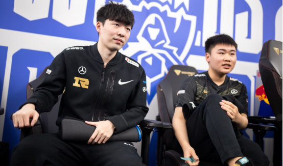 以不屈不挠 以不屈不挠