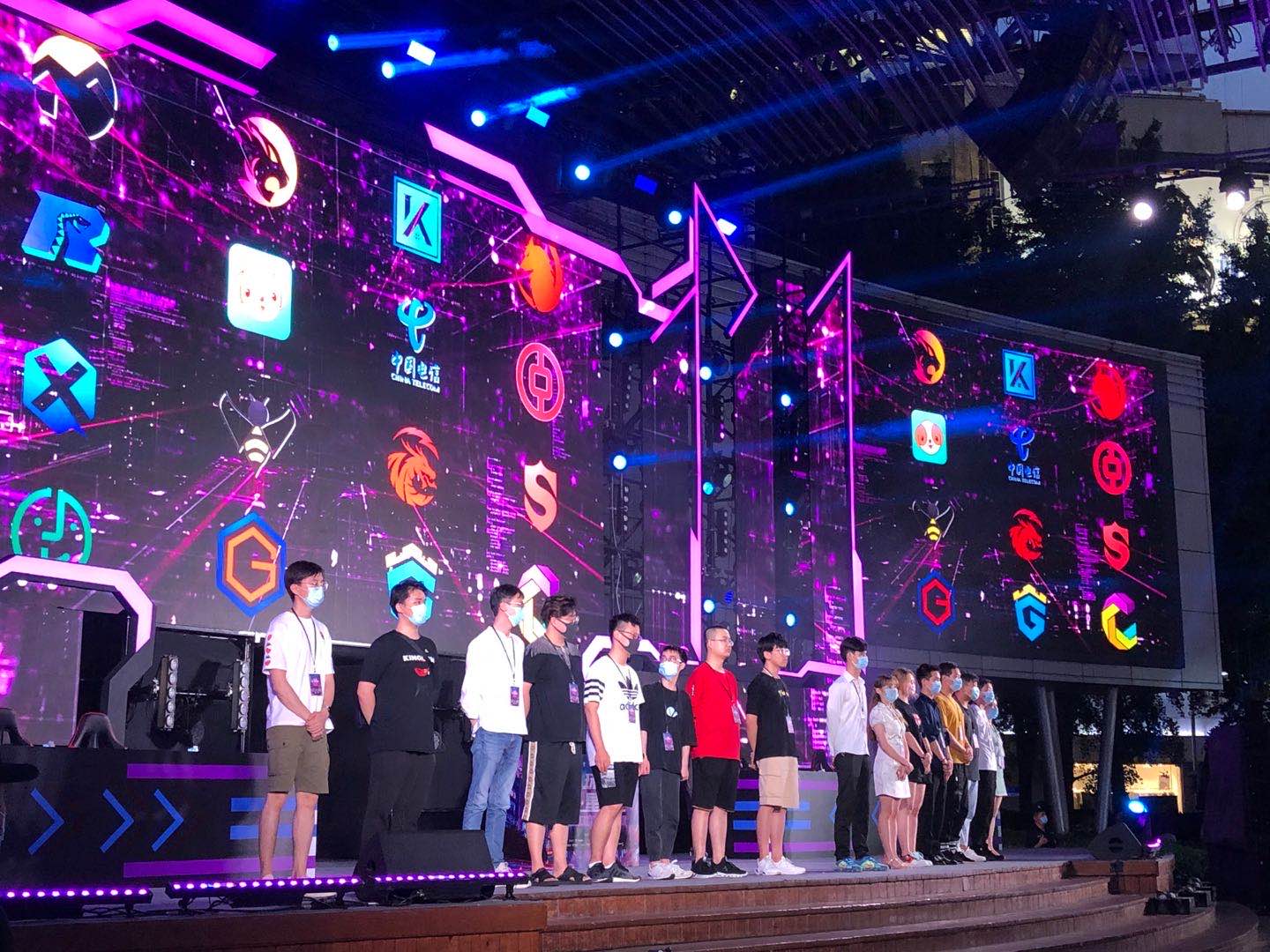 往是球队进 往是球队进