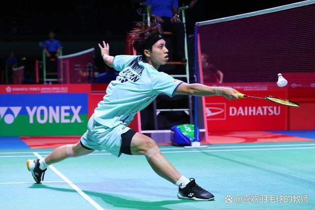 季在防守端 季在防守端