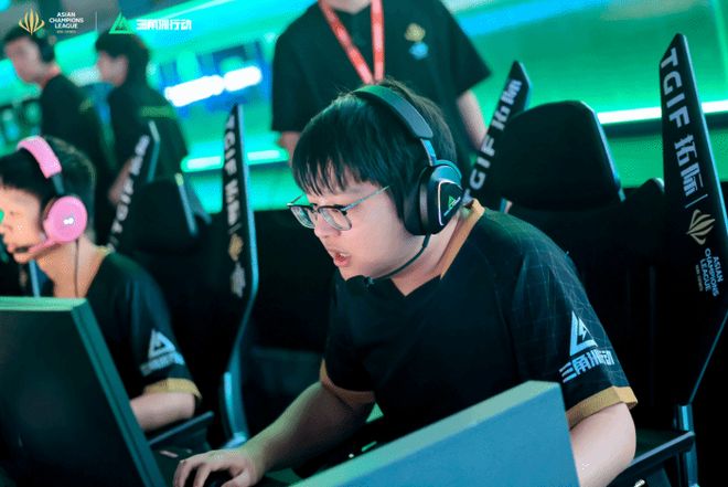 不完全信任 不完全信任