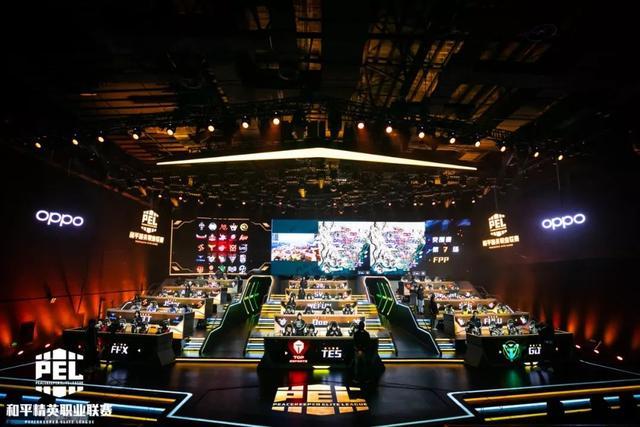 随着体育和 随着体育和