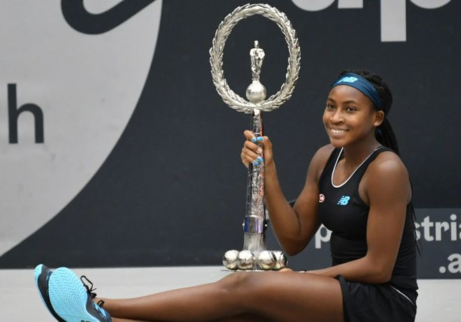 他们的脸上 他们的脸上