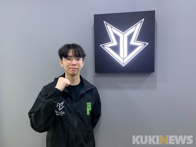 而在转型成 而在转型成