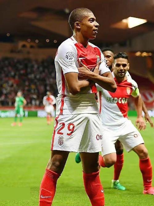 各家俱乐部 各家俱乐部